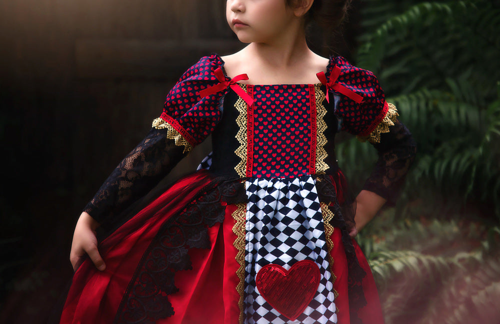 QUEEN OF HEARTS COSTUME