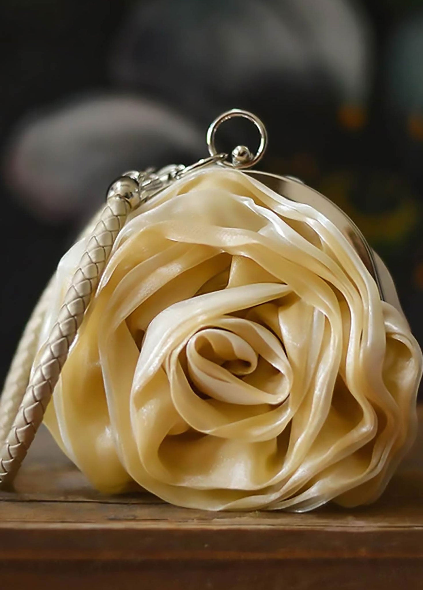 LA ROSA DE ORO SOFT CLUTCH