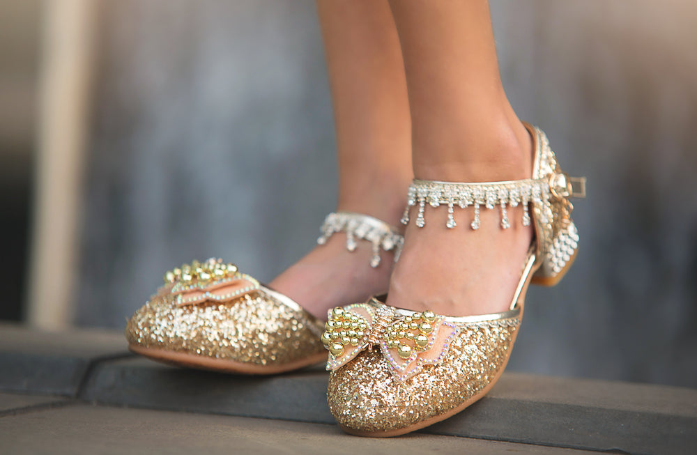 GOLD REGAL PRINCESS SHOE