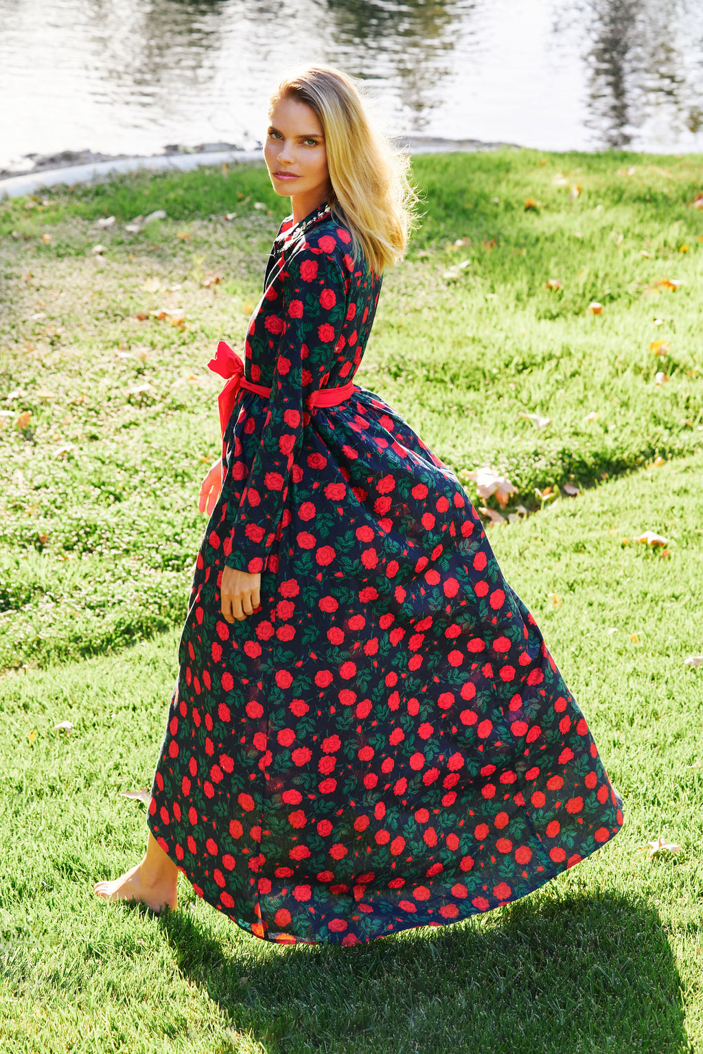 CONSTANCE MAXI DRESS NAVY ROSE FLORAL