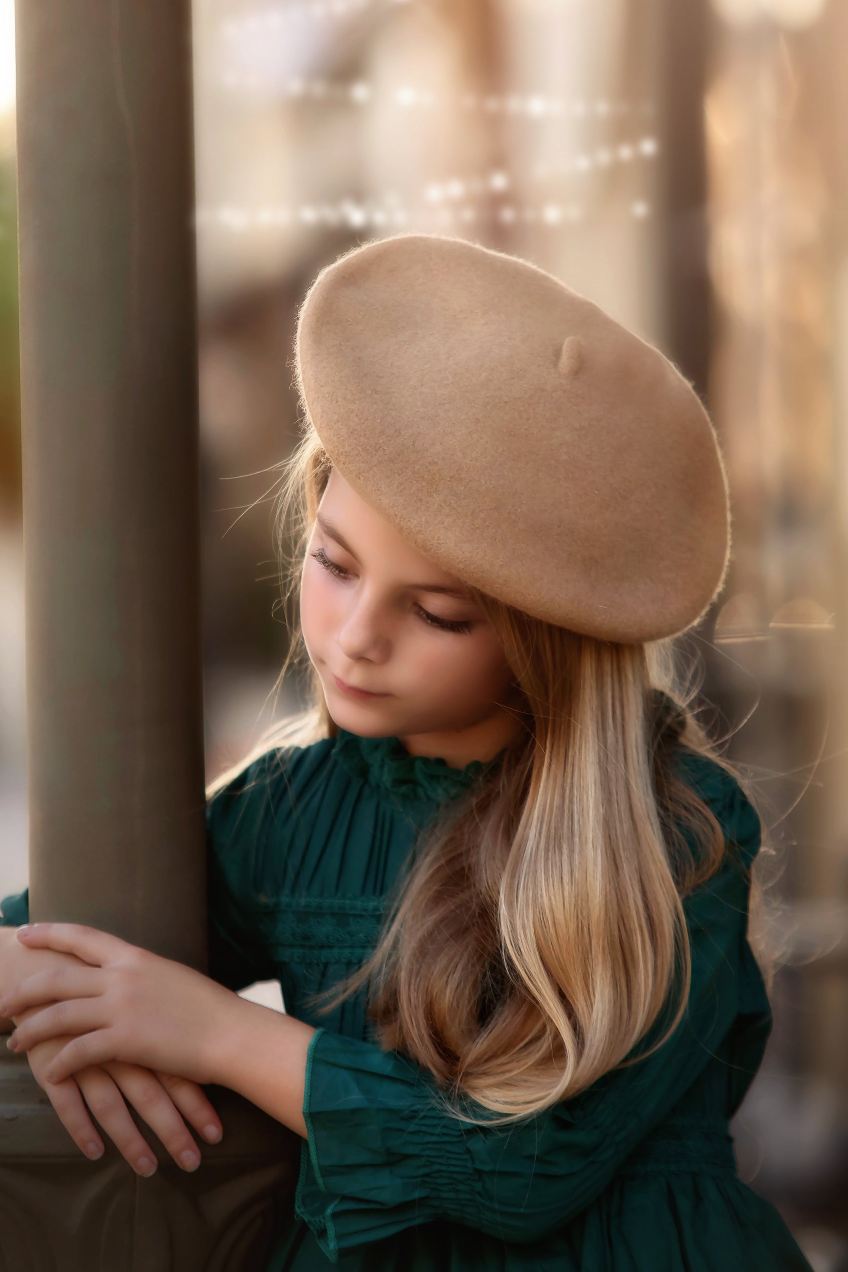 CELESTE BERET CAMEL