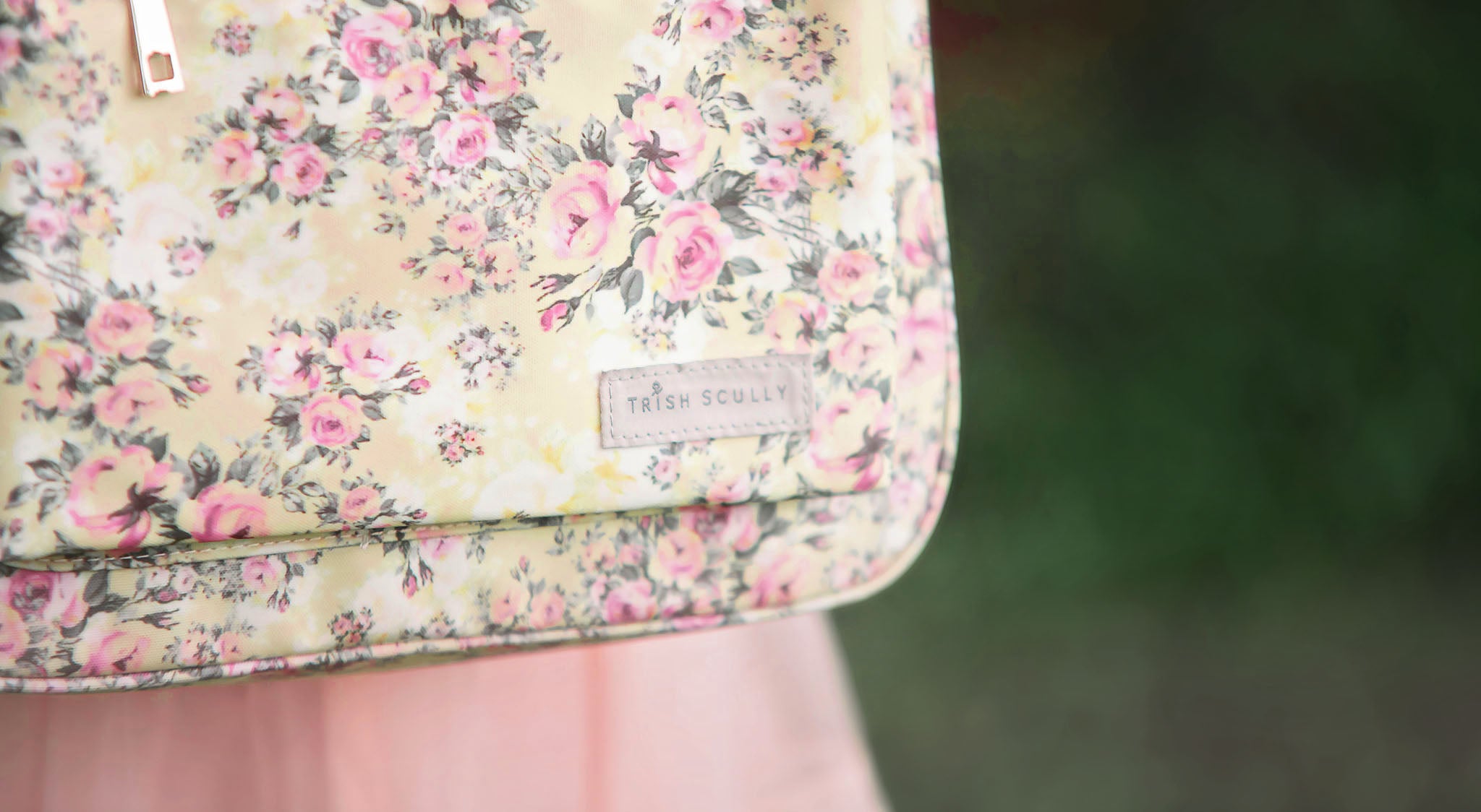 VICTORIAN FLORAL BACKPACK