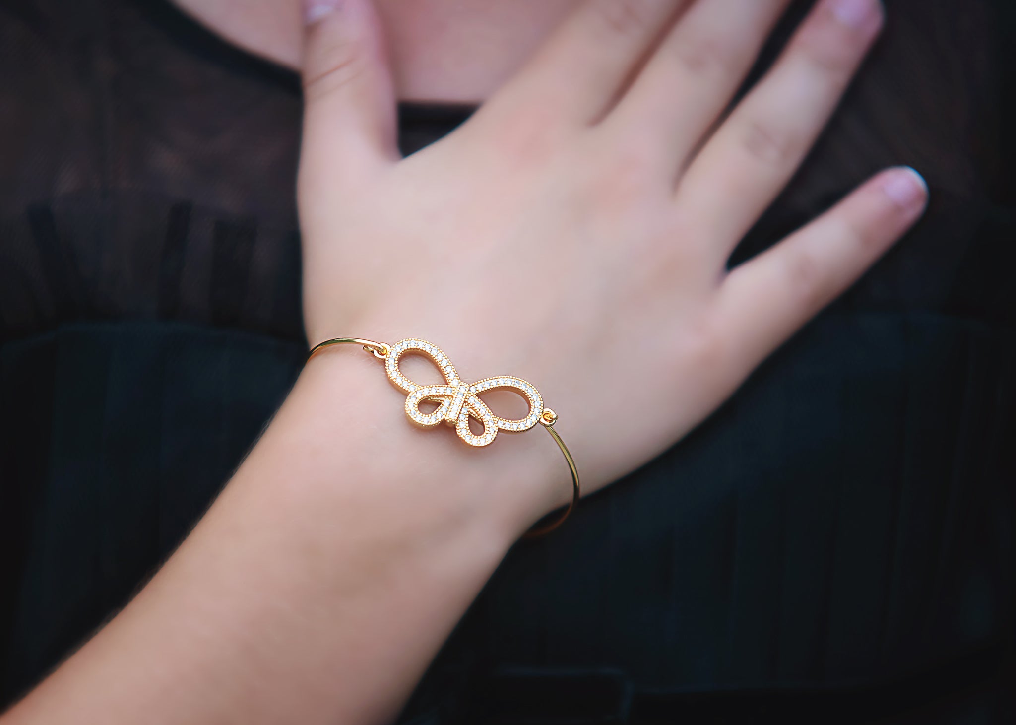 BOW BRACELET