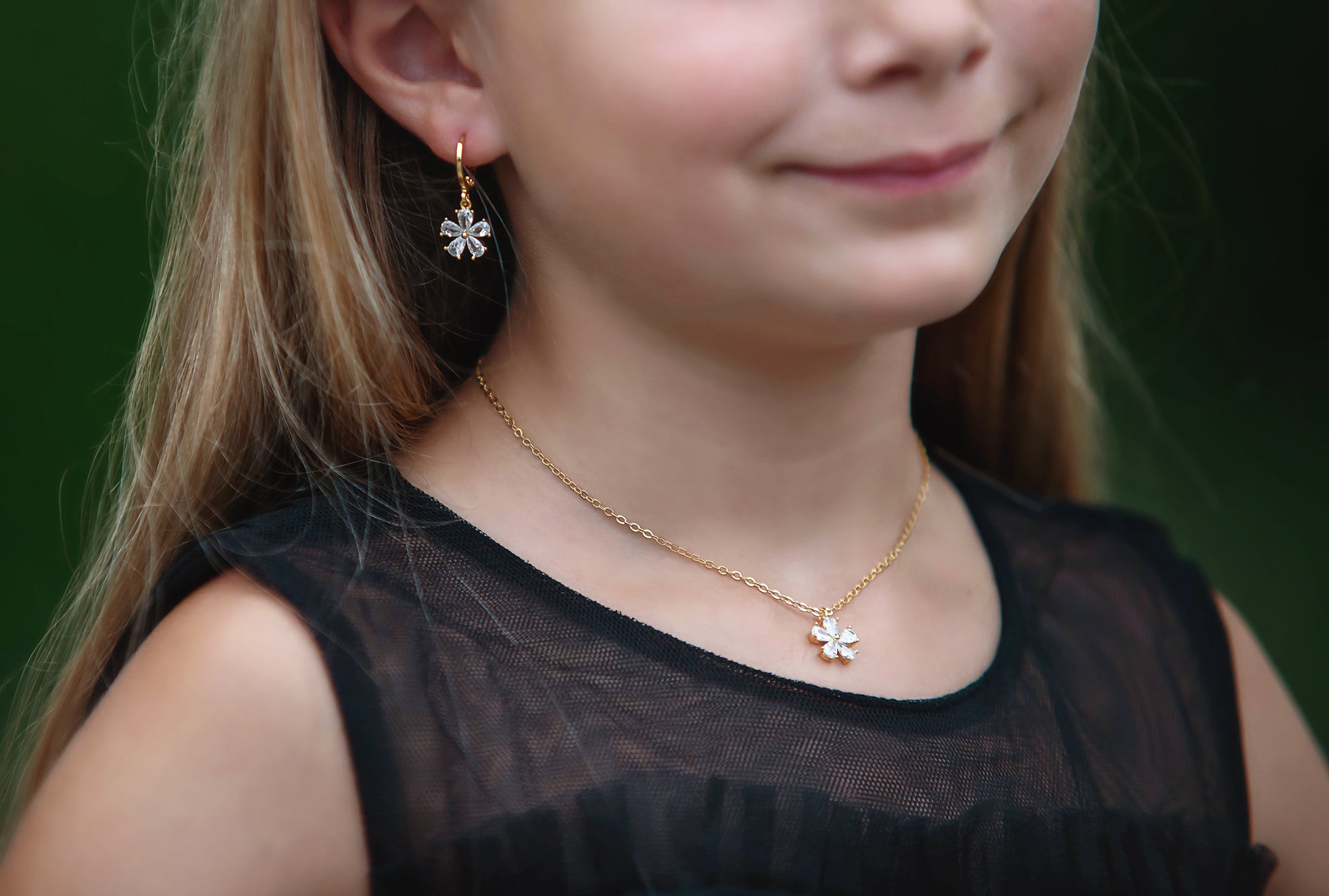 FLOWER NECKLACE & EARRING SET